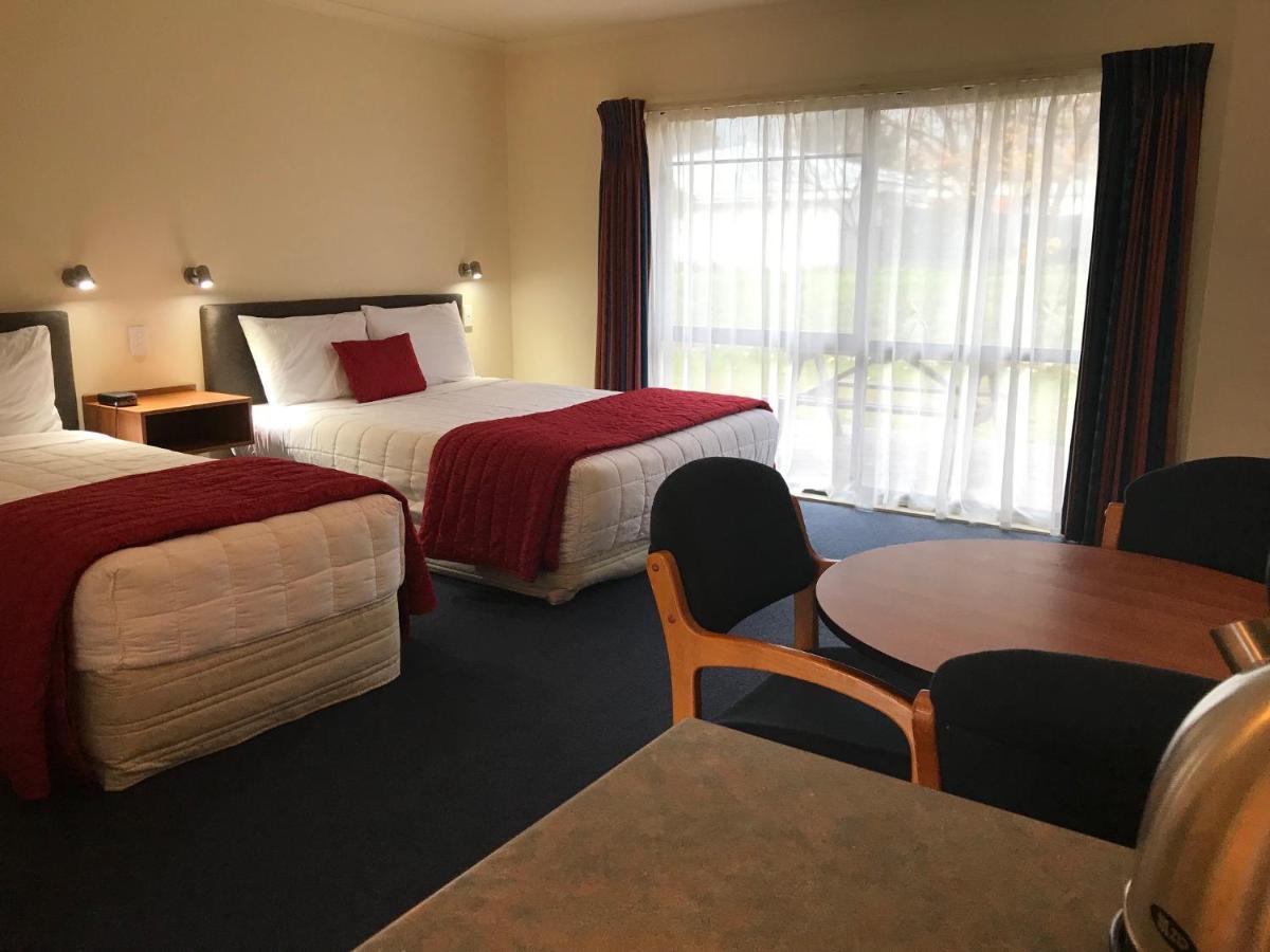 אוהקונה The Peaks Motor Inn מראה חיצוני תמונה